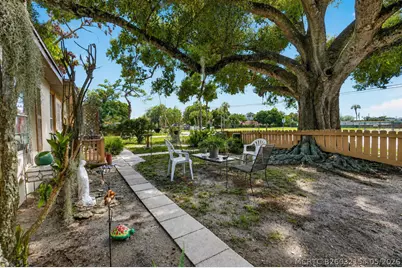 2666 12th Avenue, Vero Beach, FL 32960 - Photo 5