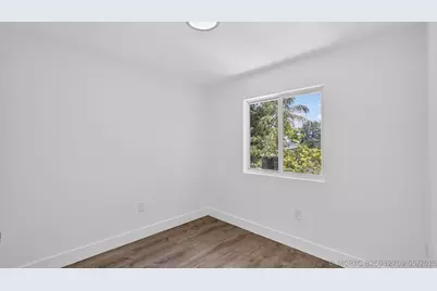 2902 NW 44th Street, Miami, FL 33142 - Photo 23