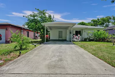 1590 NW 7th Lane, Pompano Beach, FL 33060 - Photo 1