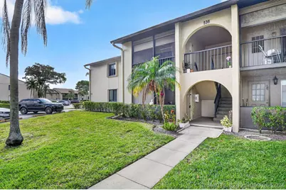 536 Shady Pine Way #A2, Greenacres, FL 33415 - Photo 3