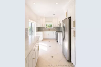 7971 Chula Vista, Boca Raton, FL 33433 - Photo 3