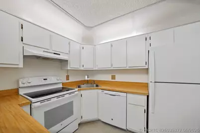 802 Sky Pine Way #E2, Greenacres, FL 33415 - Photo 7