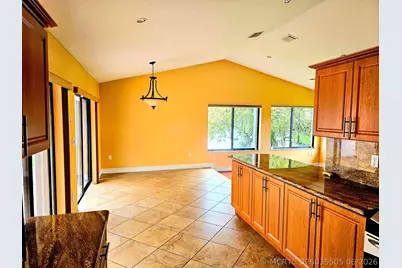 566 Village Lake Drive, Weston, FL 33326 - Photo 35