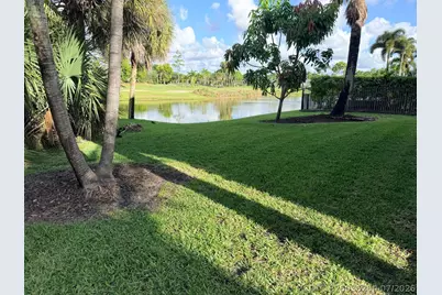 2285 Ridgewood Circle, Royal Palm Beach, FL 33411 - Photo 13