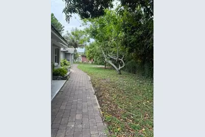4063 Belle Road #B, Lake Worth, FL 33461 - Photo 11