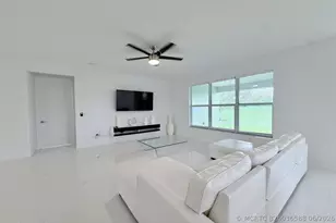 10710 SW Hensley St, Port Saint Lucie, FL 34987 - Photo 7