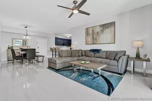 802 W Windward Way, Lantana, FL 33462 - Photo 1