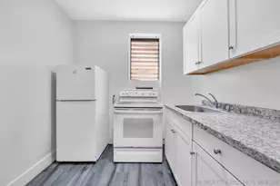 1554 SW 5th St, Miami, FL 33135 - Photo 3