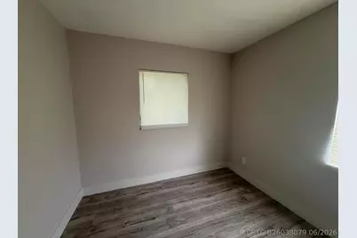 1437 NW 10th Place, Fort Lauderdale, FL 33311 - Photo 13