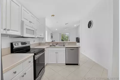 5304 Wycombe Avenue, Boynton Beach, FL 33437 - Photo 11