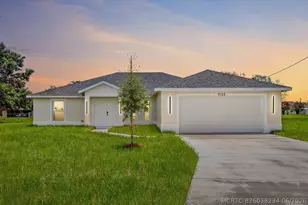 5315 NW Nail Ct, Port Saint Lucie, FL 34986 - Photo 3