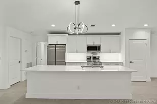 5315 NW Nail Ct, Port Saint Lucie, FL 34986 - Photo 11