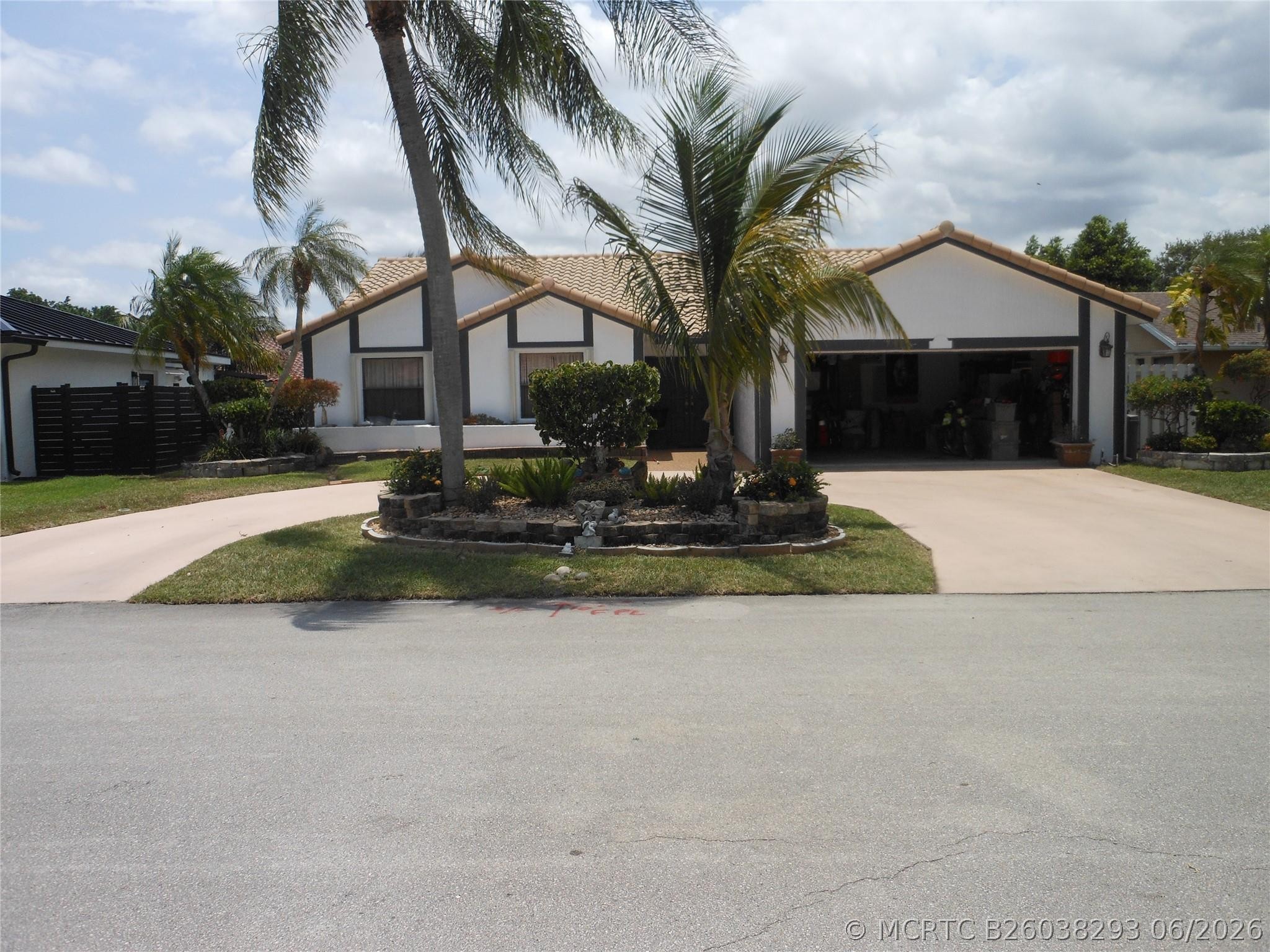 8706 NW 83rd St - 8706 NW 83rd St, Tamarac, FL 33321 Luxury Property | Jose Angel Pina