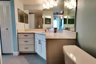 1000 Scotia Dr, Hypoluxo, FL 33462 - Photo 11