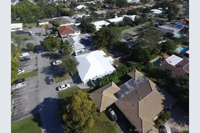 2940 NE 19th Terrace #South Side, Lighthouse Point, FL 33064 - Photo 11