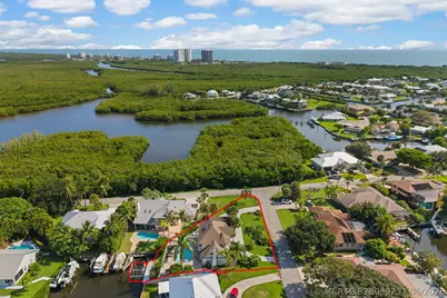 121 Queen Eugenia Court, Hutchinson Island, FL 34949 - Photo 5