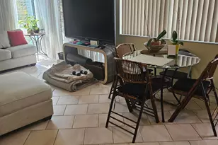1045 SE 15th St, Fort Lauderdale, FL 33316 - Photo 9