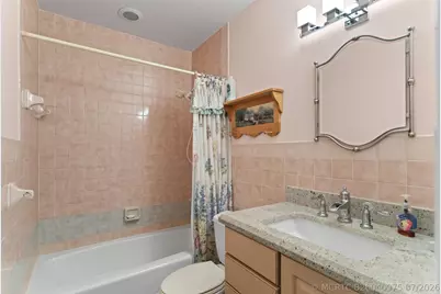 4240 NE 19th Avenue, Oakland Park, FL 33308 - Photo 31