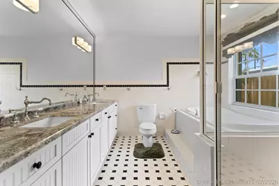 4240 NE 19th Avenue, Oakland Park, FL 33308 - Photo 23
