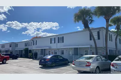 1820 Amberly Avenue #T-10, Orlando, FL 32822 - Photo 1
