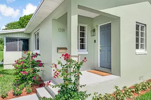 1201 N Palmway, Lake Worth Beach, FL 33460 - Photo 1