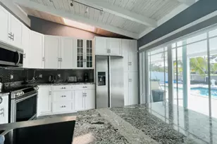 2531 Gulfstream Ln, Fort Lauderdale, FL 33312 - Photo 5