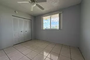 6005 Del Lago Cir, Sunrise, FL 33313 - Photo 9