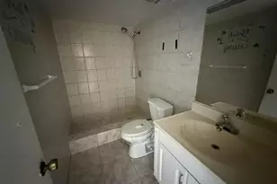 6005 Del Lago Cir, Sunrise, FL 33313 - Photo 13