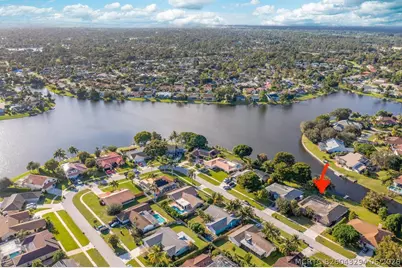 12775 Guilford Circle, Wellington, FL 33414 - Photo 3