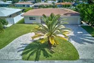 2542 SE 10th St, Pompano Beach, FL 33062 - Photo 1