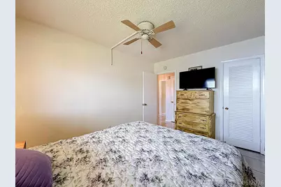 1050 SW 11th Street #L2, Hallandale Beach, FL 33009 - Photo 15