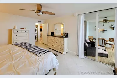 111 Lake Emerald Drive #406, Oakland Park, FL 33309 - Photo 15
