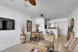 625 Casa Loma Blvd, Boynton Beach, FL 33435 - Photo 7