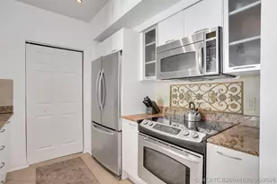 625 Casa Loma Blvd, Boynton Beach, FL 33435 - Photo 9
