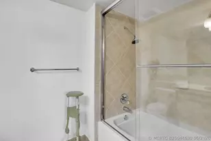 625 Casa Loma Blvd, Boynton Beach, FL 33435 - Photo 23