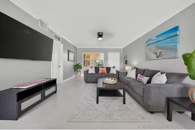 744 NE 14th Avenue #21, Fort Lauderdale, FL 33304 - Photo 5