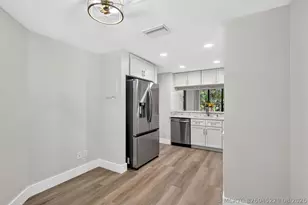 5250 SE Seascape Way, Stuart, FL 34997 - Photo 11