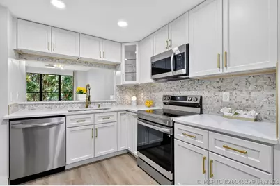 5250 SE Seascape Way #102, Stuart, FL 34997 - Photo 1
