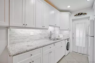 935 SE 9th Avenue #16, Pompano Beach, FL 33060 - Photo 11