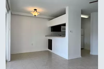 18106 Glenmoor Drive, West Palm Beach, FL 33409 - Photo 3