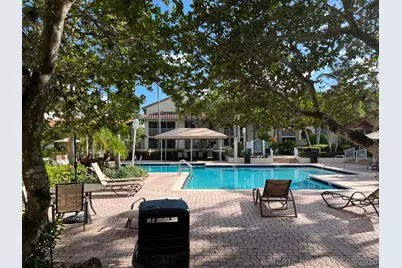 18106 Glenmoor Drive, West Palm Beach, FL 33409 - Photo 15
