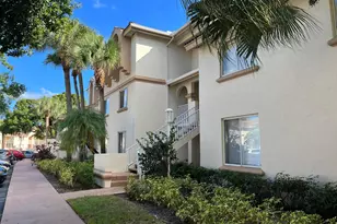 18106 Glenmoor Dr, West Palm Beach, FL 33409 - Photo 13