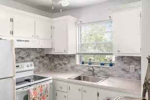 347 Windsor O, West Palm Beach, FL 33417 - Photo 11