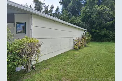 214 W Caribbean, Port Saint Lucie, FL 34952 - Photo 7