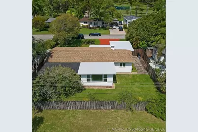 570 SE 2nd Avenue, Pompano Beach, FL 33060 - Photo 3