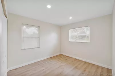 8095 St  John Avenue W, Boynton Beach, FL 33472 - Photo 11