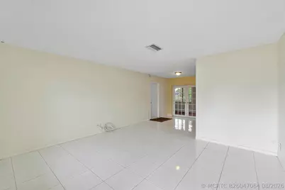 8095 St  John Avenue W, Boynton Beach, FL 33472 - Photo 7