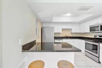 8095 St  John Avenue W, Boynton Beach, FL 33472 - Photo 5