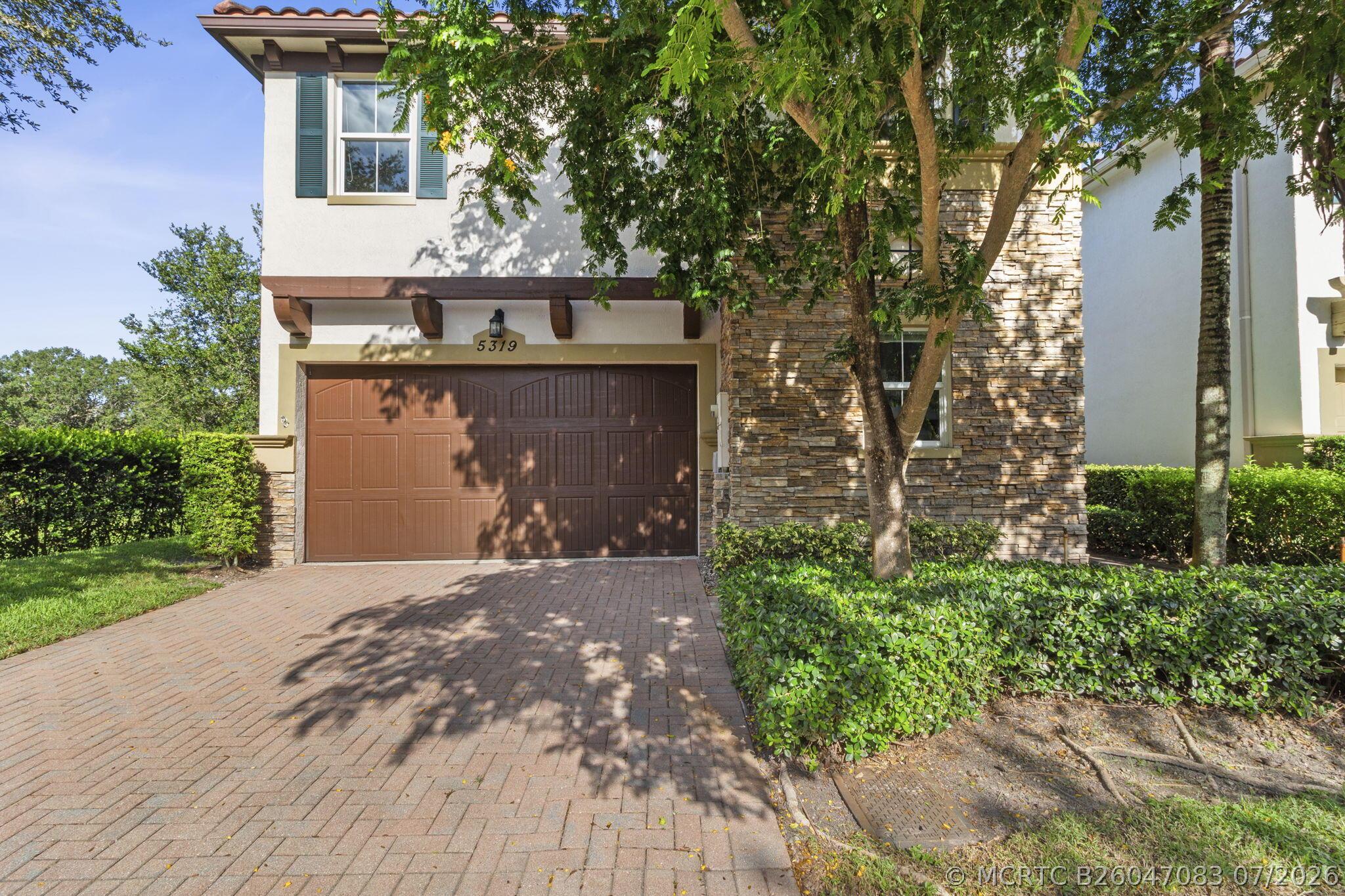 5319 Falcon Trl - 5319 Falcon Trl, Davie, FL 33314 Luxury Property | Jose Angel Pina