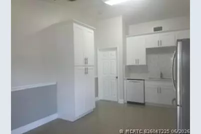 18970 Cloud Lake Circle, Boca Raton, FL 33496 - Photo 5